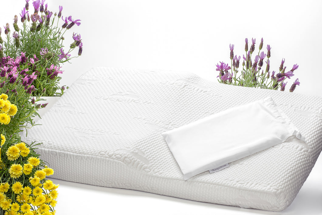 duopillow Co-sleeping Pillow with Pillowcases 